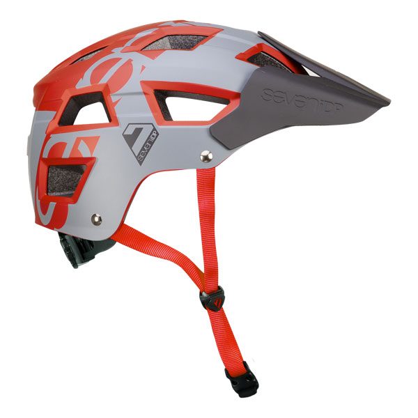 Casco Seven M5 - YoTrillo.com